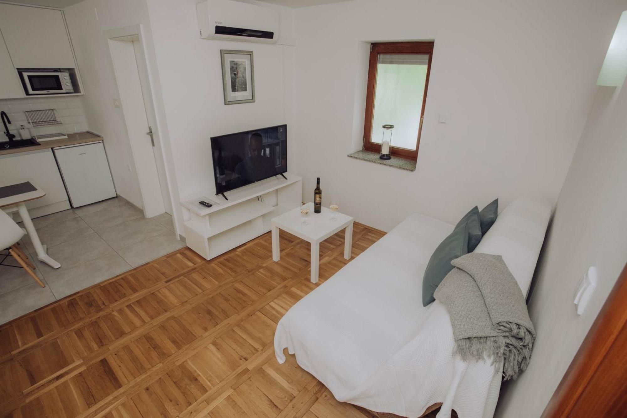 Apartments Peric - Zupanja Ngoại thất bức ảnh
